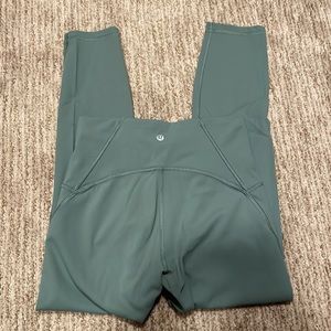 Lululemon leggings size 6